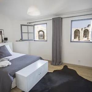  Apartment Hideaway - Le Duplex Des Arenes France
